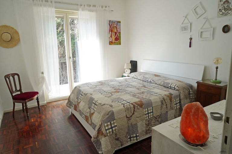 Room 3, Balcony Flat Near the Center by Wonderful Italy, Imperia