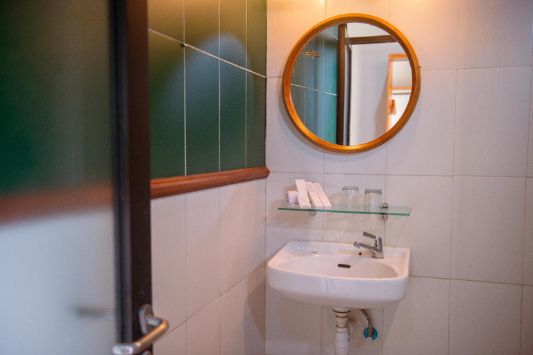 Bathroom 5