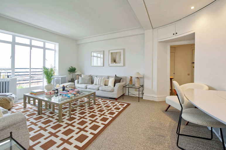 Others 3, Large 1 Bedroom Apartment - Chelsea, London