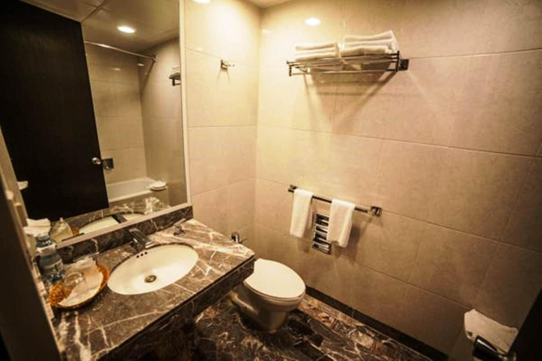 Bathroom 4, Hotel Inglaterra, Tampico