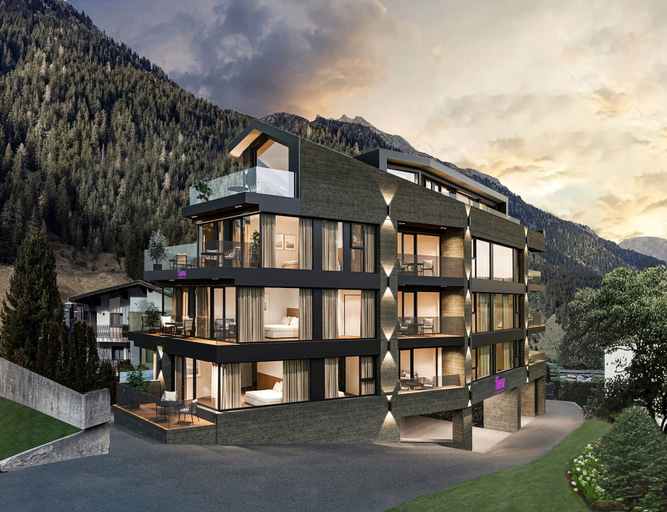 Exterior & Views