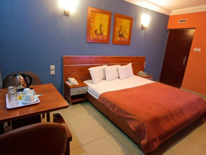Others 4, CARLIZA HOTEL, Eti-Osa