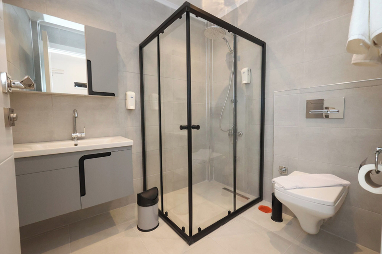 Bathroom 3, KALBUR KONAKLAMA, Akçaabat