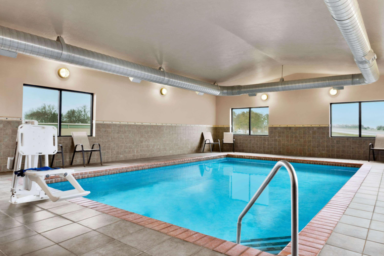 Sport & Beauty 5, Baymont By Wyndham Sioux Falls West, Minnehaha
