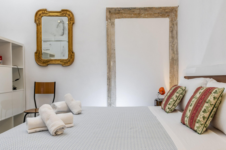 Room 5, Banchi al Patio - Castel Sant Angelo, Rome