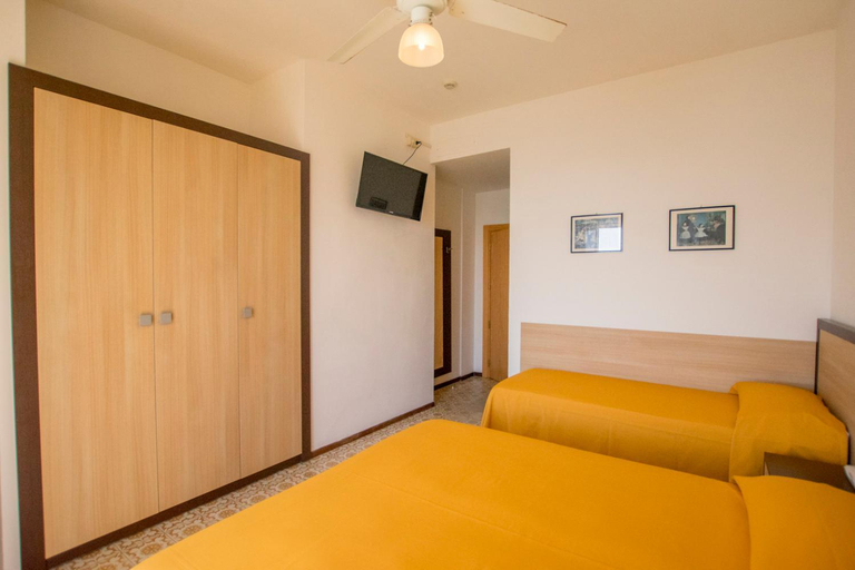Bedroom, Hotel Apollonia Sea View & Beach Pool, Ravenna
