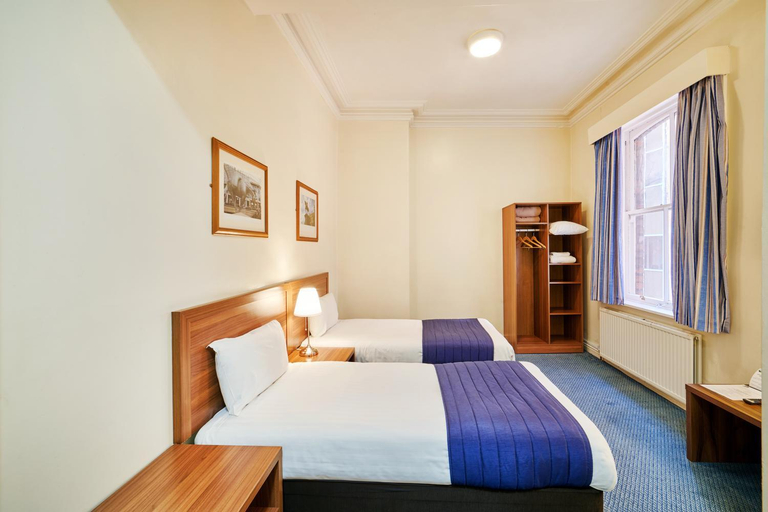 Bedroom 2, Discovery Inn - Leeds, Leeds