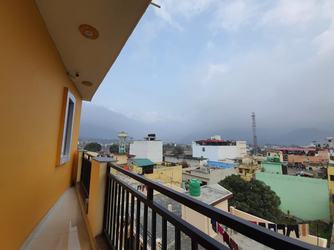 Others 2, Hotel Suraj, Garhwal
