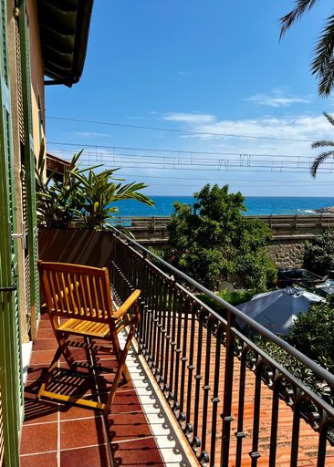 View 4, Oasi di Mare - Boutique Guest House, Imperia