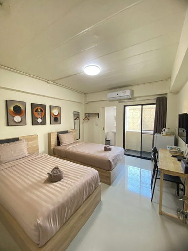 Bedroom 3, Penthouse Apartments, K. Nikhom Pattan