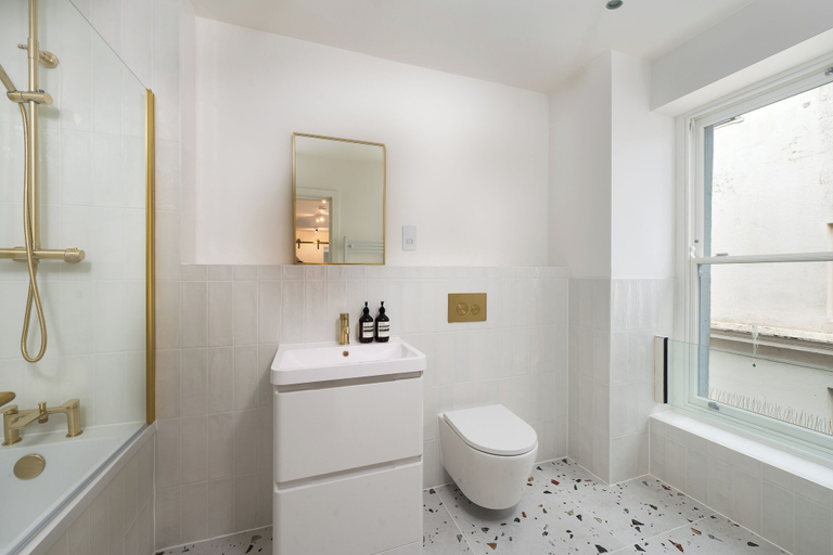 Bathroom 2, VESTO Brighton, Brighton and Hove