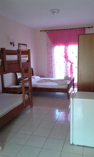 Bedroom 3, Oasis Drymades Hotel, Vlorës