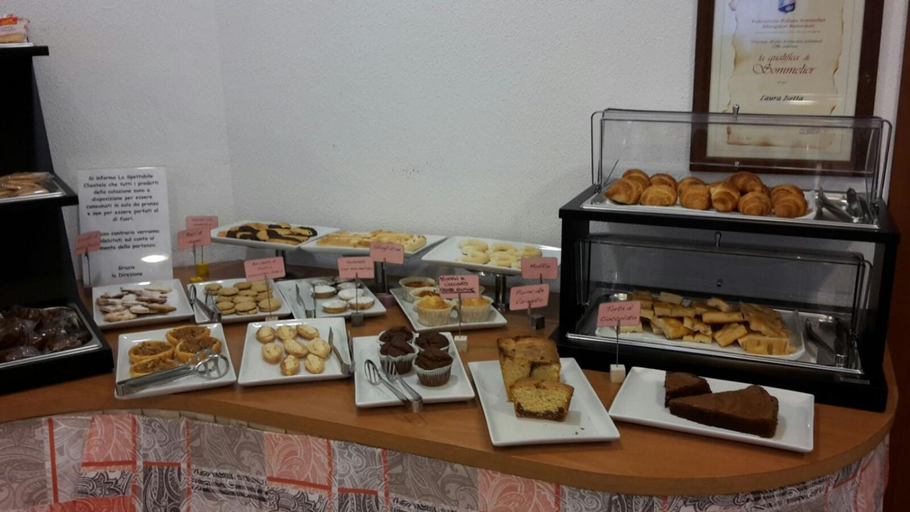 Food & Drinks 3, Hotel Villa Camilla, Savona