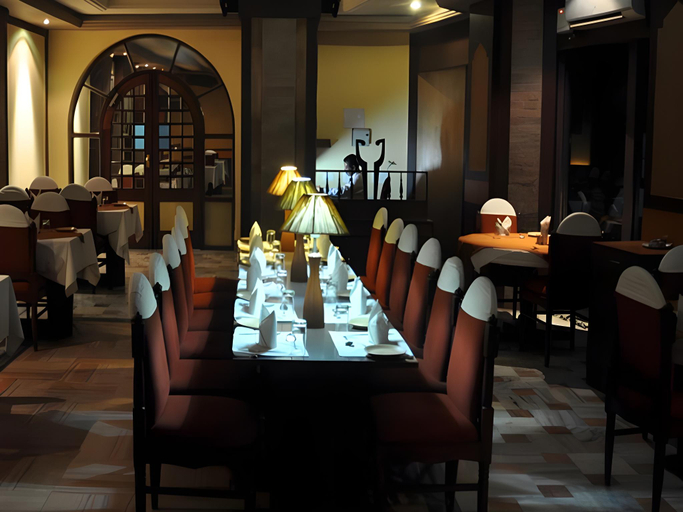 Food & Drinks 4, Pallavi International Hotel, Varanasi