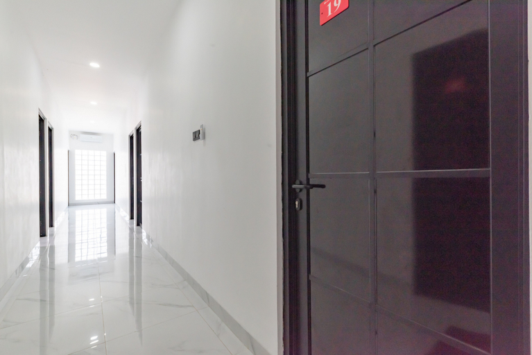 Others 5, RedDoorz Syariah @ Jl Pangeran Hidayatullah Cianjur, Cianjur