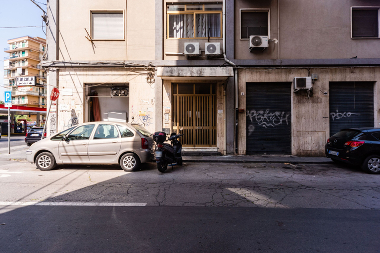 Room 5, A Casa di Silvia by Wonderful Italy, Catania