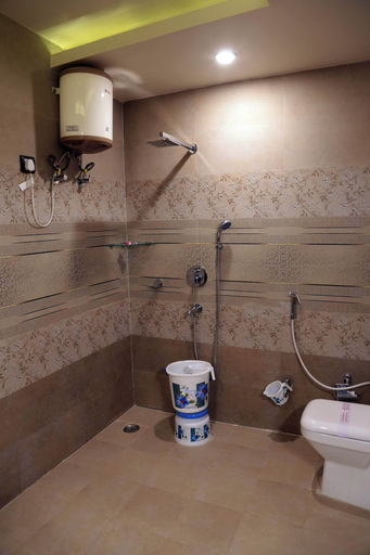 Bathroom 5, Lifestyle Hotel, Lucknow
