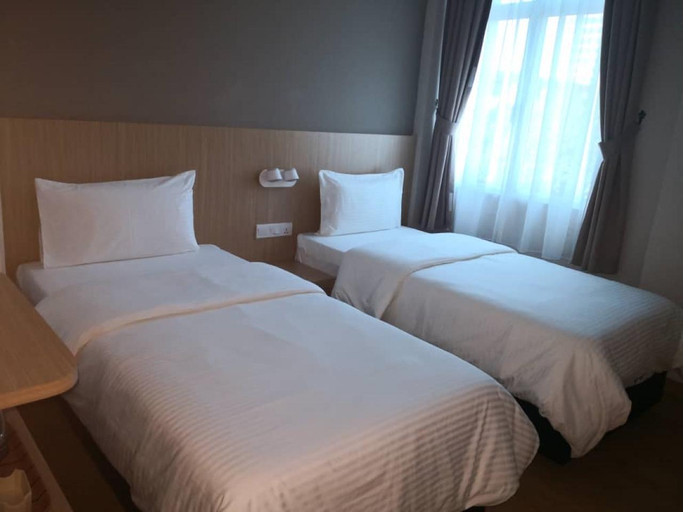 Bedroom 11