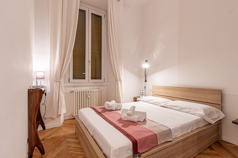 Room 2, Casa Menabrea - 1 min Dalla Metro, Milano