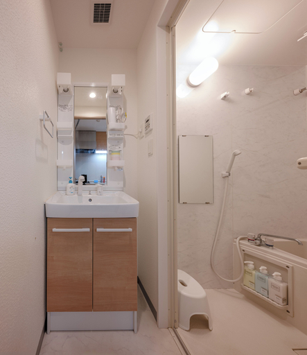 Others 5, rakuyado-hanazonoekmae, Osaka