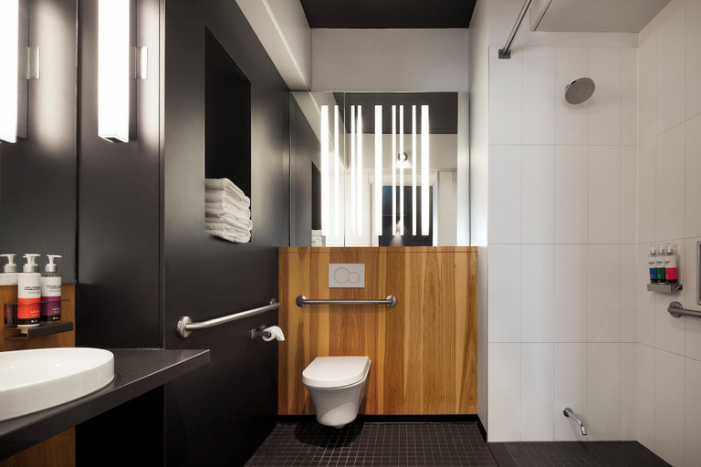 Bathroom 5, Alt Hotel Winnipeg, Division No. 11