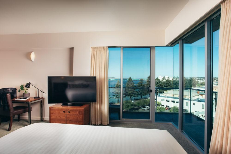 Bedroom 3, Port Lincoln Hotel, Port Lincoln