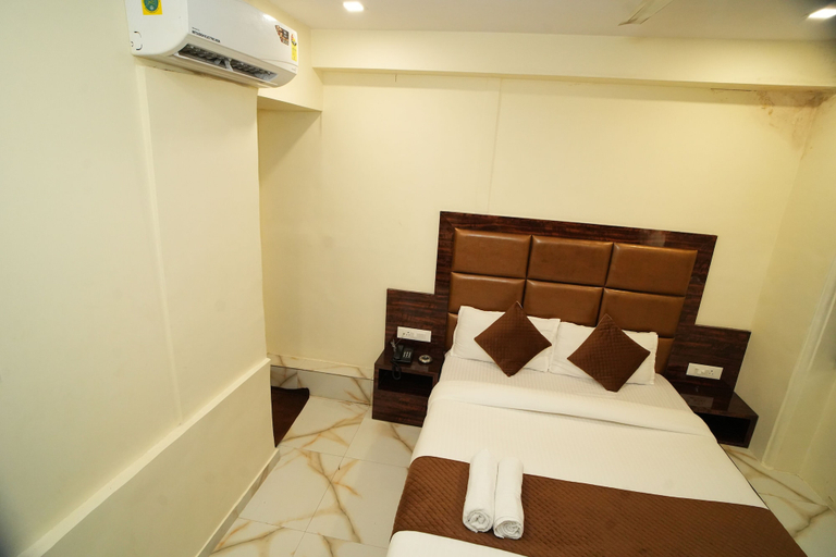 Bedroom 3, Hotel Rinza Residency, Mumbai City