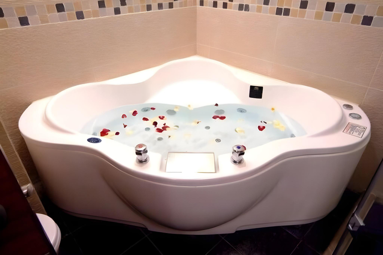 Bathroom 4, Jingan Classic Inn, New Taipei City