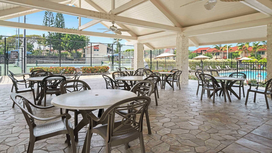 Food & Drinks 5, Plan Your Hawaii Vacay at Grace's Oasis!, Hawaii