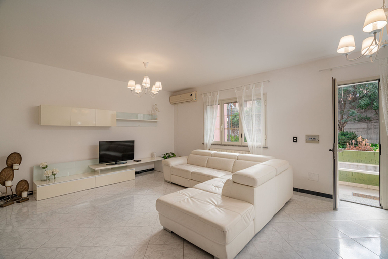 Room 1, Dimora Ambriada by Wonderful Italy, Olbia-Tempio