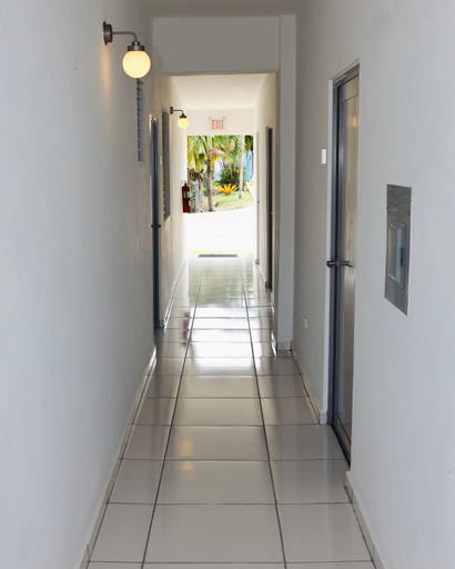 Others 3, Villas Boqueye