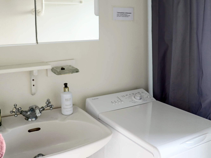 Bathroom, person holiday home in Skummeslovsstrand, Laholm