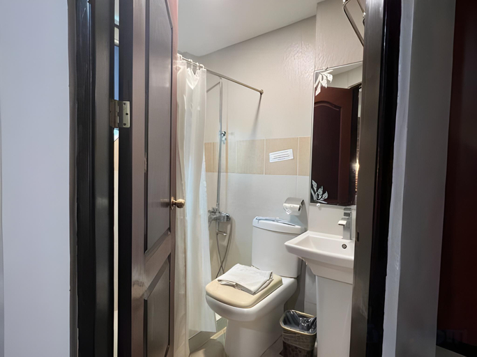 Bathroom 4, Diamond Spring Hotel Angeles, Mabalacat