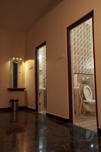 Bathroom 4, Hotel Sri Hayagriva, Tiruchirappalli
