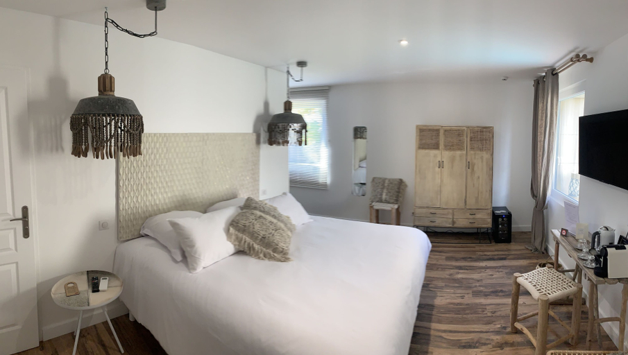 Bedroom 3, Hôtel Restaurant O'Banel, Gard
