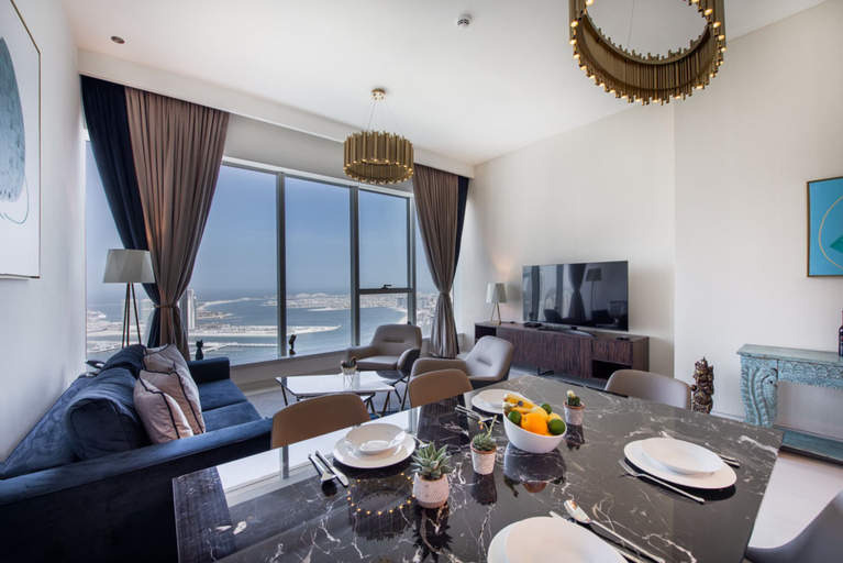 Others 5, Maison Privee - Chic Coastal Escape w/ Sea Views on Palm Entry, Dubai