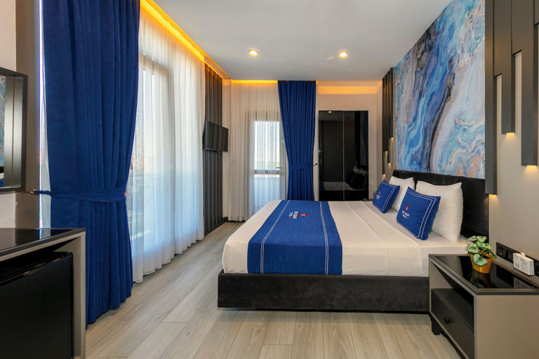 Bedroom 5, The Great Airport Hotel & Restaurant, Arnavutkoy