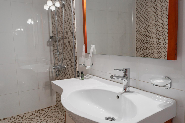 Bathroom 4, Altair Hotel, Shymkent