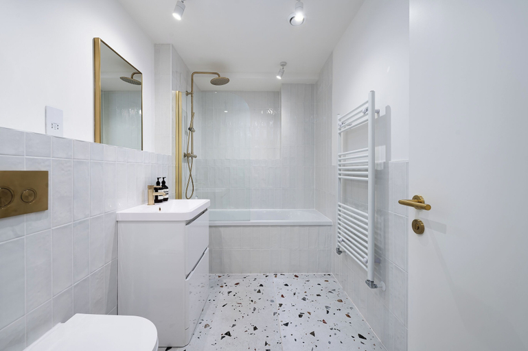 Bathroom 2, VESTO Brighton, Brighton and Hove
