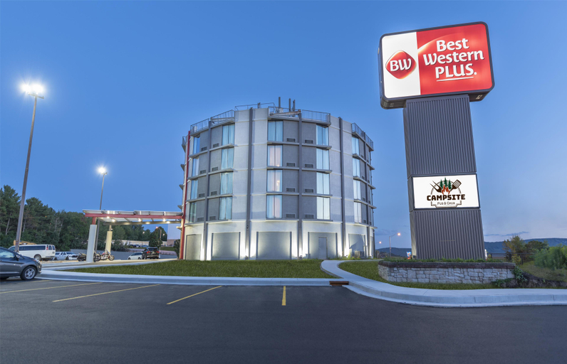 Exterior & Views 2, Best Western Plus Wausau Tower Inn, Marathon