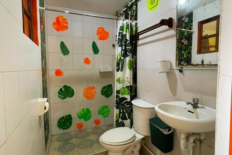 Bathroom 5, Oriental Sabang Hill Resort, Puerto Galera