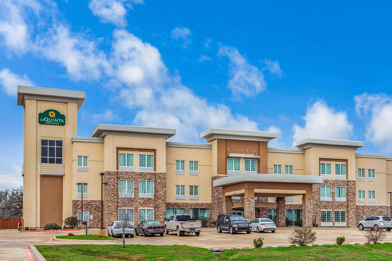 Exterior & Views 2, La Quinta Inn Suites Luling, Caldwell