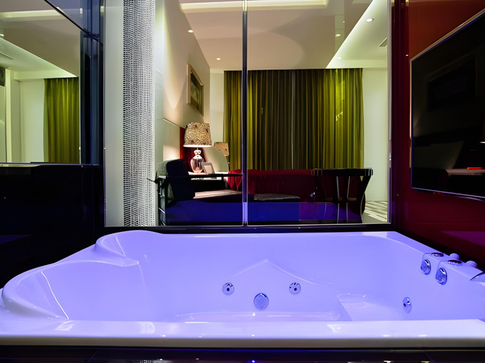Bathroom, Lessing Motel, Kaohsiung