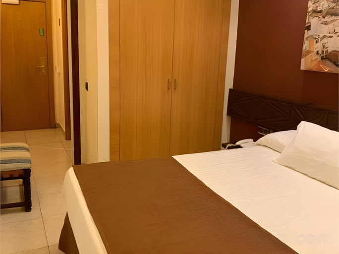 Bedroom 3, Galeon, Barcelona