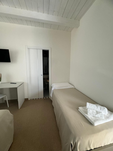Bedroom 2, Rupella, Reggio Di Calabria