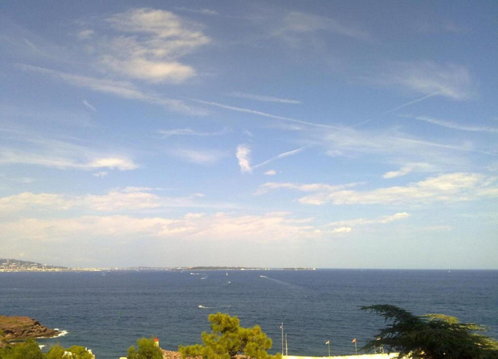 View from property 4, Riviera Hideaway for 2 Guests, Alpes-Maritimes