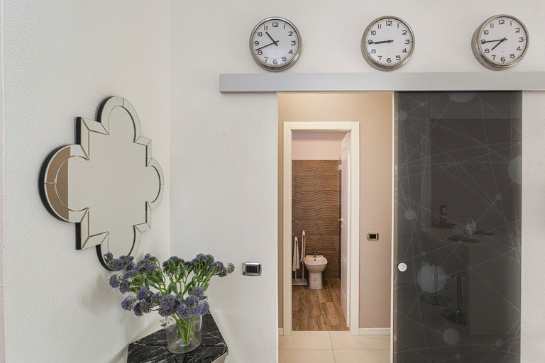 Room 3, Elegant sea View Apartment by Wonderful Italy, Genova
