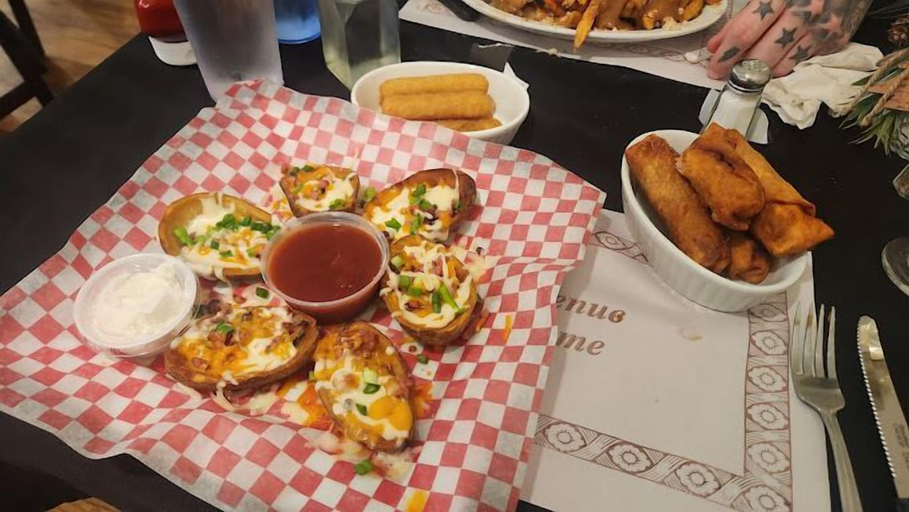 Food & Drinks 5, Arnold's Cove Inn, Division No. 1