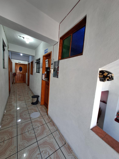 Others 4, Hotel Las Palomitas, Tetipac
