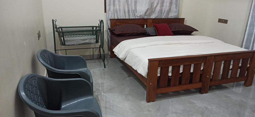 4, COORG WINDYSIDE HOMESTAY With Campfire PAID, Kodagu